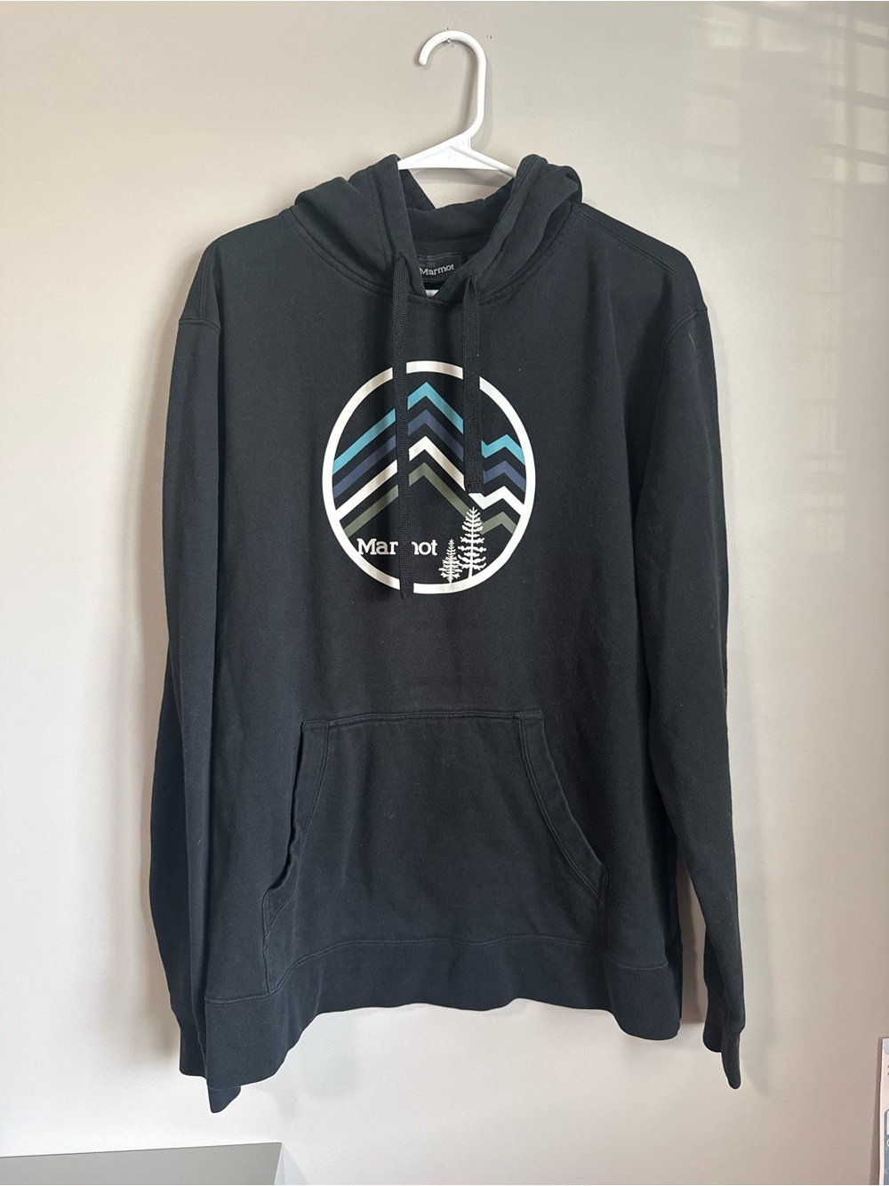 Marmot Black Pullover Hoodie with Mountain Graphic